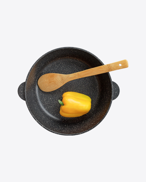 Bellpepper in Iron Pan w/ Wooden Paddle